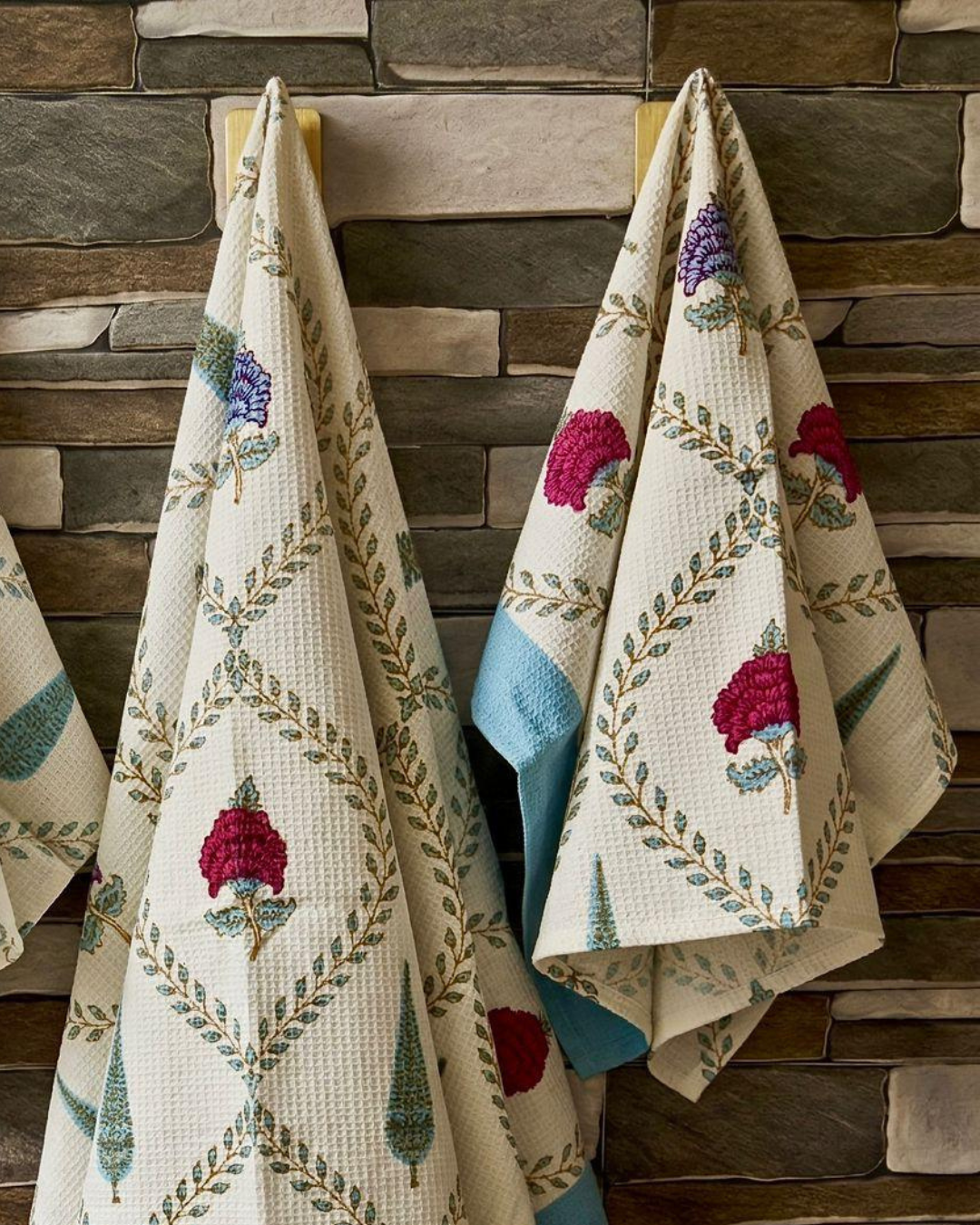 Multicolour Buti | Cotton Towel Set