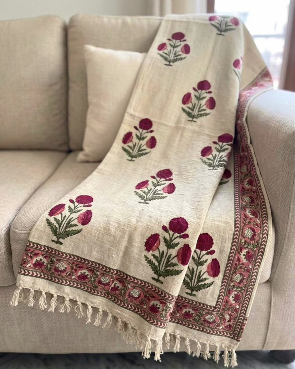 Gurhal Buti| Jute Sofa throw