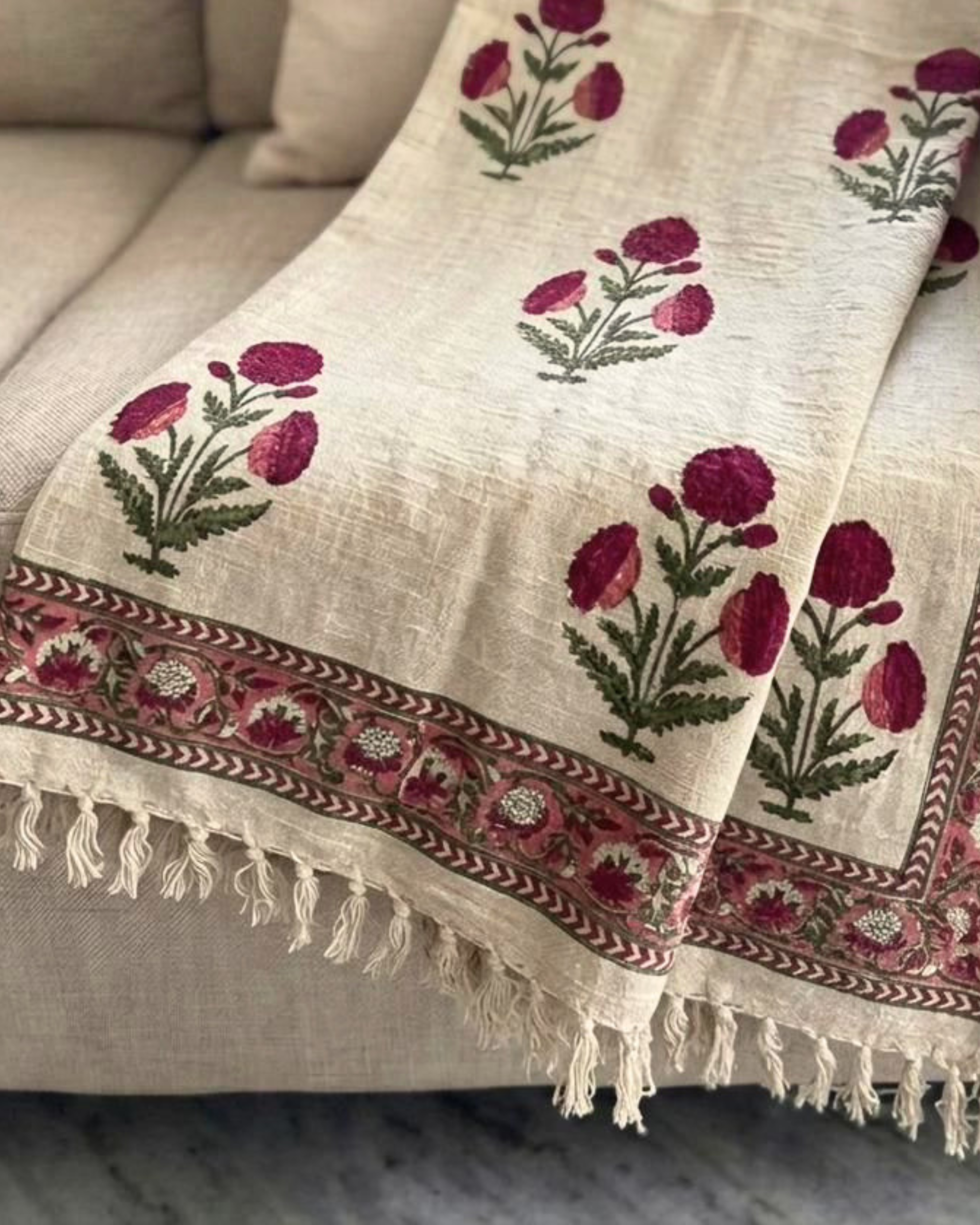 Gurhal Buti| Jute Sofa throw