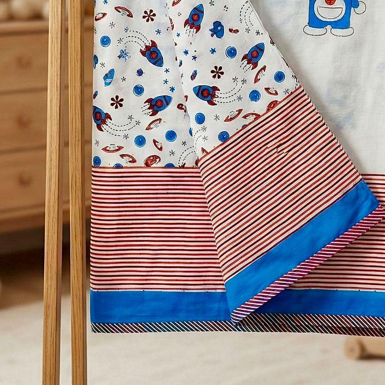 Doraemon Cuddle Wrap
